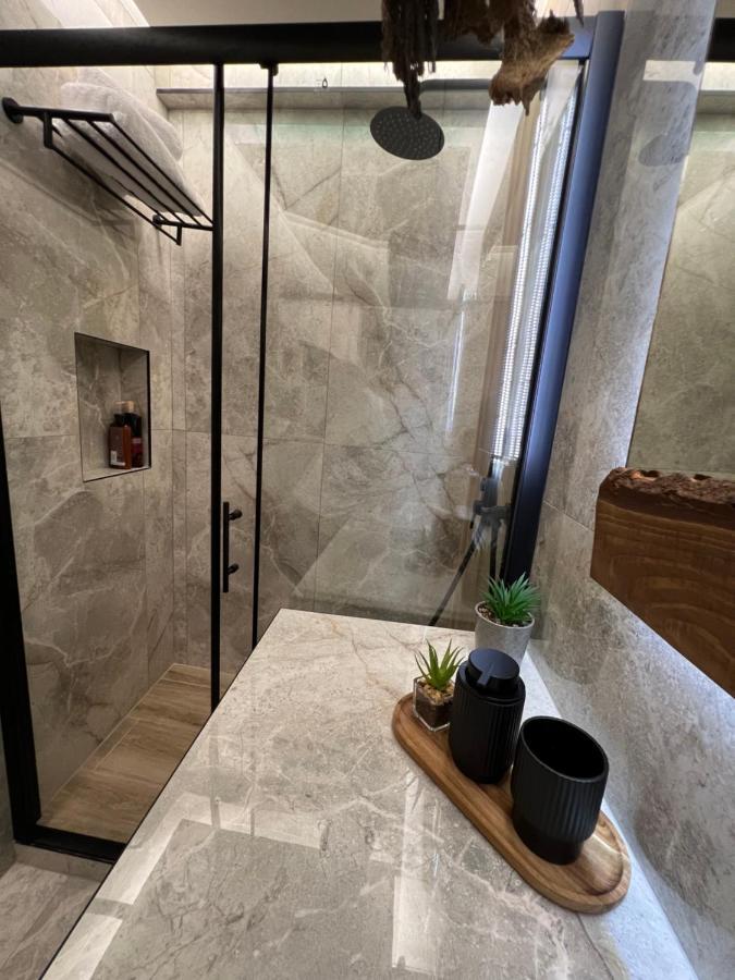 Supreme Malibu Suite Alexandroupoli Eksteriør billede